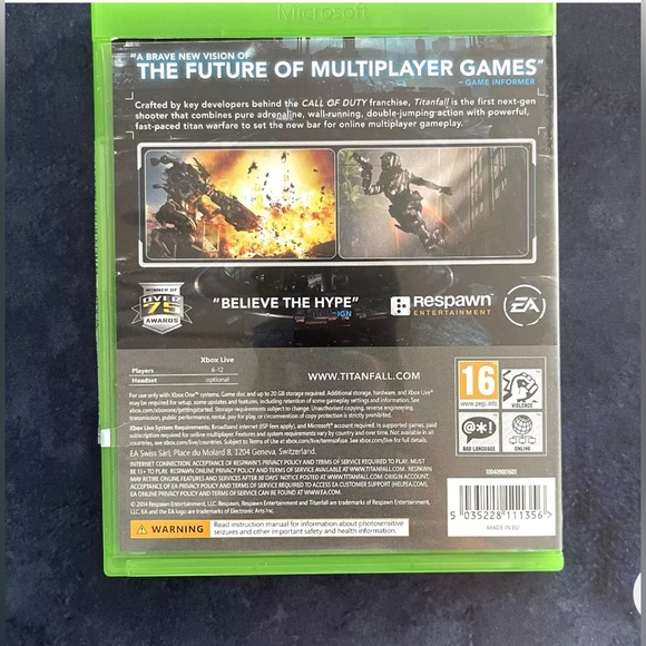 Titanfall  - Xbox One 2014 Requires XBOX Live EA Games Original Owner Rated 16+ - Picture 2 of 3
